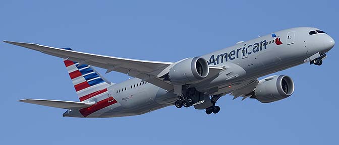 American Airlines' second Boeing 787-823 N801AC, Phoenix Sky Harbor, March 9, 2015